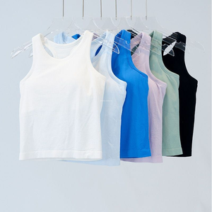 Nuevo Top Deportivo Lulu para Yoga, Chaleco Corto de Punto Elástico, Top de Yoga Lulu de Nylon Cómodo con Relleno en el Pecho - Product Image 4