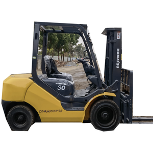 Montacargas Usado de 3 Toneladas Komatsu 30 Original de Japón, Maquinaria de Elevación de Servicio Pesado, Equipo de Manipulación de Carga, Montacargas de Segunda Mano en Venta - Product Image 1