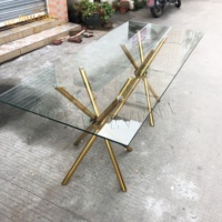 Meubles de mariage minimalistes populaires, table de mariage en acier inoxydable doré pour table de réception de mariage