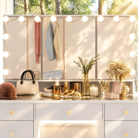 Vente en gros de bureau de maquillage en MDF blanc avec miroir triple éclairé, plateau en verre et 9 tiroirs