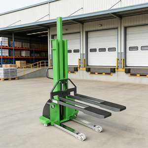 WANGONG 1 Ton Draagbare Elektrische Stapelwagen OEM Ondersteuning Snelle Levering Mini Stapelwagen Zelfladende Stapelwagen Alle Wegsoorten - Product Image 1