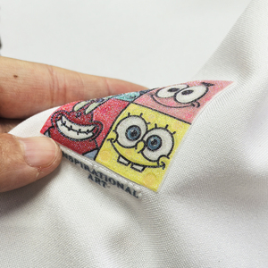 Parches de logotipo de transferencia de calor con purpurina | Etiquetas de ropa y bolsos personalizadas | Material lavable ecológico | Bajo MOQ y servicio OEM - Product Image 4
