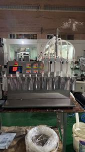 Machine de remplissage semi-automatique pour sachets à bec verseur, pour boissons, miel, sauces, huiles <span class=keywords><strong>et</strong></span> aliments, avec temps de livraison plus rapide - Product Image 2