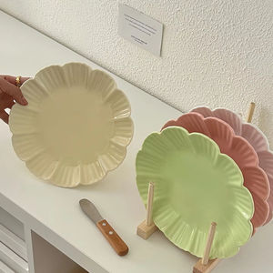 Assiette à gâteau en céramique à motif floral rétro français Plat à fruits et légumes pour la maison - Product Image 1