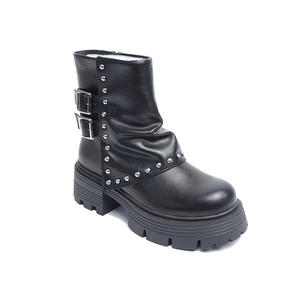 Botines de Plataforma con Tachuelas y Hebilla para Mujer - Product Image 6