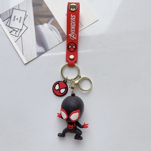 Phim Hoạt Hình Sáng Tạo Q-Phiên Bản Spider Người Đàn Ông Ba Lô Mặt Dây Chuyền Mát Nhựa Keychain Cho Bé Trai Cặp Của Nhỏ Hợp Thời Trang Quà Tặng Bán Buôn - Product Image 6
