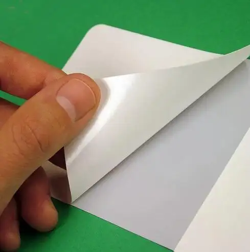 Бумага с силиконовым покрытием с одной/двух сторон для адгезивного использования в гигиене
