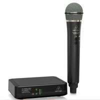 Behringers ulm302 Mic, satu Tow dua mikrofon panggung genggam nirkabel