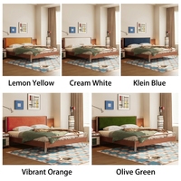 Lit moderne Bauhaus en chêne massif avec revêtement en velours nuage, taille Queen/King/Full, avec pieds en acier inoxydable pour chambre à coucher
