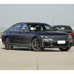 Kit carrosserie M-Tech 2019-2022 pour BMW Série 7 G12 : pare-chocs avant et arrière, jupes latérales, calandre - Product Image 3
