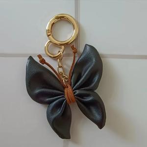 Porte-clés en cuir 3D papillon de luxe BeRich, accessoires mignons pour animaux, porte-clés pour sac de voiture pour femmes, pendentif, idée cadeau, haute qualité - Product Image 6