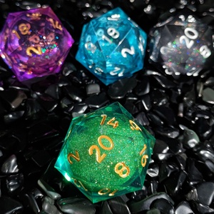 Dados DND individuales de 35 mm, hechos a mano, de resina con arena movediza de colores, D20 grande con núcleo líquido y bordes afilados, para DND - Product Image 4