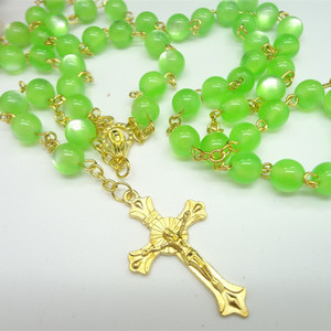 Rosarios de Oro con Crucifijo, Cuentas de 8mm Azules, Verdes y Rosas, <span class=keywords><strong>Collar</strong></span> Católico con Crucifijo, Cinco Decenarios, <span class=keywords><strong>Rosario</strong></span> de Cuentas de Ojo de Gato - Product Image 6
