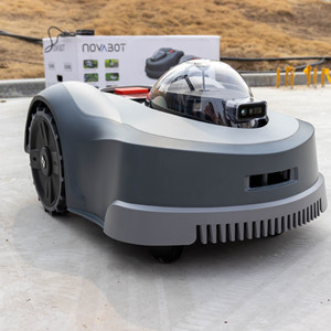 Tondeuse à gazon NOVA30T, alimentée par batterie, GPS intelligent, coupe à 80 mm de hauteur, fonction de broyage, tondeuse robot professionnelle - Product Image 1