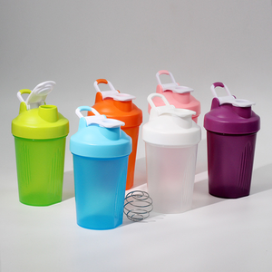 FBA üst satış 400ml Shaker spor salonu su şişesi özel Logo plastik taşınabilir Fitness salonu spor Protein çalkalama kabı su şişesi - Product Image 1