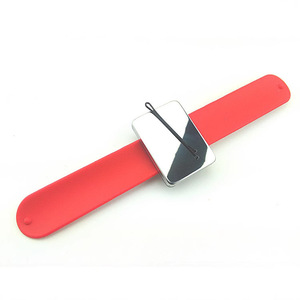 Pulsera magnética para sujetar pinzas para el cabello, plástico multifuncional para peluquerías, uso diario - Product Image 5