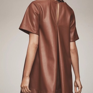 Robe Courte Décontractée à Motifs Floraux en Fausse Fourrure avec Broderies en Dentelle, Manches Courtes, Longueur Maxi, Taille Naturelle, Idéale pour les Journées d'Été - Product Image 2