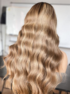 Swiss Lace Front Perruques de cheveux blonds 100% Perruques de dentelle de cheveux humains Perruque avant de dentelle de vague de corps avec noeud de blanchiment pour les femmes - Product Image 6