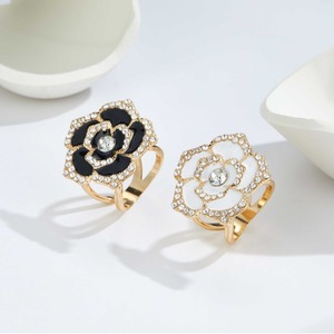 Anillo con hebilla de flor, incrustaciones de diamantes de imitación en blanco y negro, banda ajustable para mujer, accesorio de joyería de moda - Product Image 4