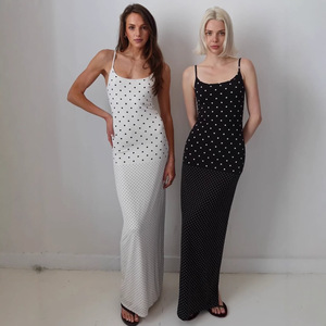 Robe longue à pois de style européen et américain, robe de soirée pour femme, col halter, sans manches, moulante, coupe ajustée - Product Image 2