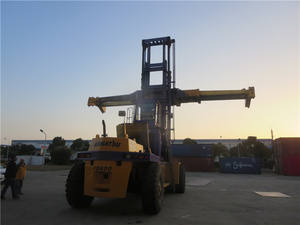 รถยกหนักโคมัตสึ FD400 40 ตัน ของแท้จากญี่ปุ่น, รถยกยกตู้คอนเทนเนอร์และงานคลังสินค้า โคมัตสึ FD400 ในท่าเรือเซี่ยงไฮ้ - Product Image 5