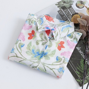 Camisa de Satén Francesa de Alta Gama para Mujer 2025 con Diseño Retro Tie-Dye, Manga Larga y Logotipo Frontal, Nuevo Estilo, Producto Extranjero de Nicho - Product Image 5