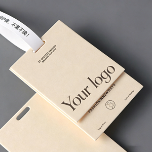 Etiquetas colgantes de papel reciclado personalizadas al por mayor con logotipos personalizados, adecuadas para ropa, bolsos y zapatos – ecológicas y lujosas - Product Image 2