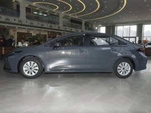 Nouvelle <span class=keywords><strong>voiture</strong></span> Co/ro/lla/ modèle 2026 1.8L édition Pioneer, berline 5 places, <span class=keywords><strong>hybride</strong></span> essence-électrique Jiben Auto turbocompressée, caméra arrière R16 - Product Image 2