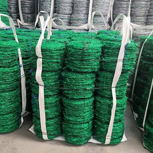 Venta al por mayor de alta resistencia de bajo <span class=keywords><strong>precio</strong></span> <span class=keywords><strong>Concertina</strong></span> 2,5mm 5mm de diámetro valla de seguridad alambre de púas recubierto de PVC - Product Image 5