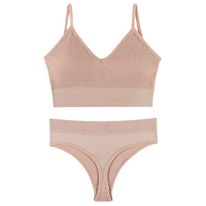 Set personalizzato di reggiseno e mutandine 2 Pack per donna, Set Lingerie senza fili in maglia a coste-reggiseno senza cuciture, costine e nozioni di base - Product Image 6
