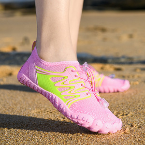 Zapatos de agua de malla de secado rápido con punta cerrada, unisex, para verano, playa, deportes al aire libre - Product Image 4