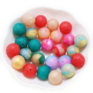 En stock: Cuentas de silicona redondas de 15mm con purpurina brillante para festividades, cuentas de silicona suaves para dentición, cuentas para bolígrafos DIY, para decoración navideña - Product Image 1
