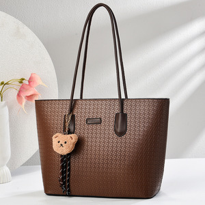 Borsa da Donna di Lusso Stile Moda 2026, Grande Capacità, con Ciondolo Orsetto Carino, Borsa a Mano di Alta Qualità, Borsa a Spalla da Donna - Product Image 2
