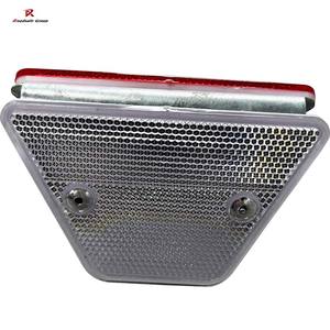 Reflector de Barrera Trapezoidal ROADSAFE, Reflectores de Luces de Carretera de Alta Reflectividad, Reflector de Doble Cara Galvanizado en Caliente - Product Image 6