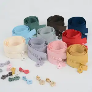 Dây Kéo Sản Xuất Tùy Chỉnh Màu Đen #3 #4 #5 #7 #8 #10 Kích Thước Nylon Băng Cuộn Dây Dài Cuộn Dây Xích Nhựa Sân Nylon Dây Kéo