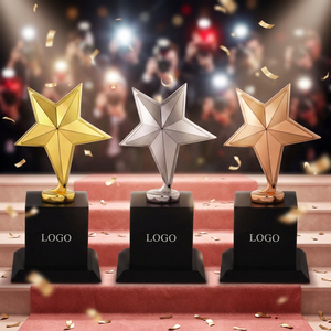 Premio de Metal Fundido a Presión de Primera Calidad de POOJA GIFT CORPORATION, Grabado con Láser UV, Portátil, Reconocimiento de Excelencia y Liderazgo Empresarial - Product Image 1