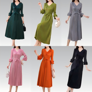 Robe plissée modeste pour femmes, robe décontractée simple de couleur unie avec ceinture, vente en gros, mode élégante, taille unique - Product Image 2