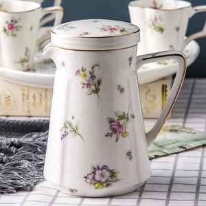 Set di tazze da tè Royal Garden Flower set di tazze da caffè e da tè con farfalla in porcellana Fine Bone China di lusso - Product Image 6