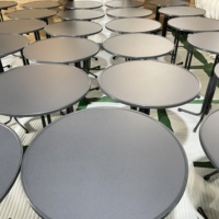 Vente en gros bar de mariage étanche extérieur et intérieur en plastique blanc table de cocktail ronde table de fête pour événements
