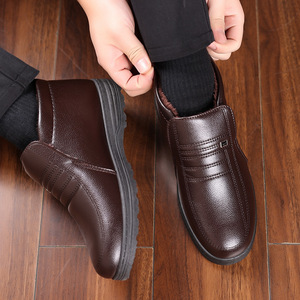 Mocasines de Cuero con Punta Redonda, Forro de Felpa, Suela de Goma, Zapatos de Invierno para Hombre, Entresuela Antideslizante de EVA - Product Image 2