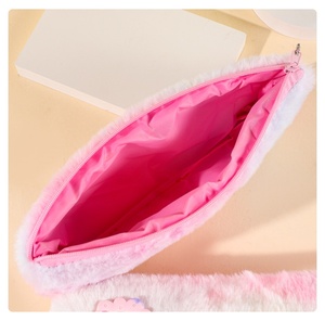 Vente chaude écoliers porte-crayon créatif licorne grand porte-crayon peluches feutre boîte papeterie en peluche sac à <span class=keywords><strong>crayons</strong></span> - Product Image 5