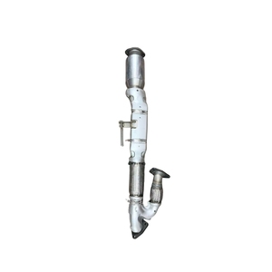 El sistema de escape del Nissan Teana (VQ25) 2.5L (2008-2012) presenta un convertidor catalítico 409 centralizado. - Product Image 2