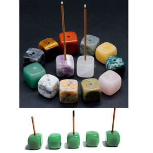 Soporte de incienso de cristal de selenita de primera calidad para palos con recogedor de cenizas Curación natural Cubo decorativo hecho a mano Quemador de incienso - Product Image 1