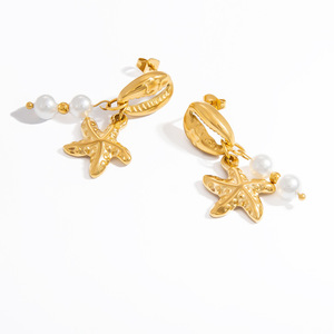 Boucles d'oreilles clous en perles avec pendentif étoile de mer en acier inoxydable plaqué or 18 carats, bijoux de fête - Product Image 5