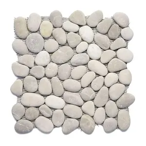 Decoratieve Platte Witte Platte Pebble Matten Afwerking Toscaans Path Tegels Op Net Voor Bestrating