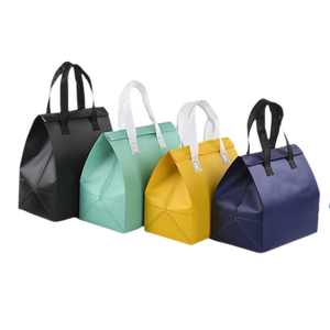 Sac isotherme réutilisable en non-tissé avec logo personnalisé pour aliments, noir, pour boissons froides, vente en gros, faible MOQ - Product Image 3