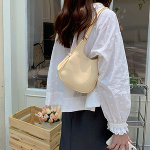 Bolso de hombro de diseño coreano para mujer, color naranja, pequeño, con hebilla magnética, portátil, para ir al trabajo en verano - Product Image 4