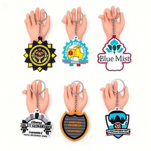Fabricant de porte-clés en PVC Vente en gros pas cher Personnalisé 2D Silicone Caoutchouc Pvc souple Porte-clés - Product Image 1