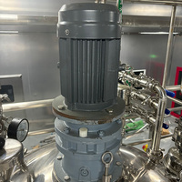 Homogénéisateur-mélangeur sous vide fiable et durable avec moteur et roulement pour la préparation de mayonnaise et le mélange de plastiques, capacité 500L