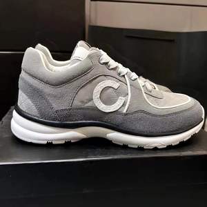 Calzado Deportivo de Diseño de Tendencia 2026, Forro de Tela de Algodón de Alta Calidad, Estilo Moderno con Suela Gruesa Antideslizante para Uso Diario - Product Image 5